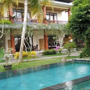 Konukevi Nyoman Sandi
